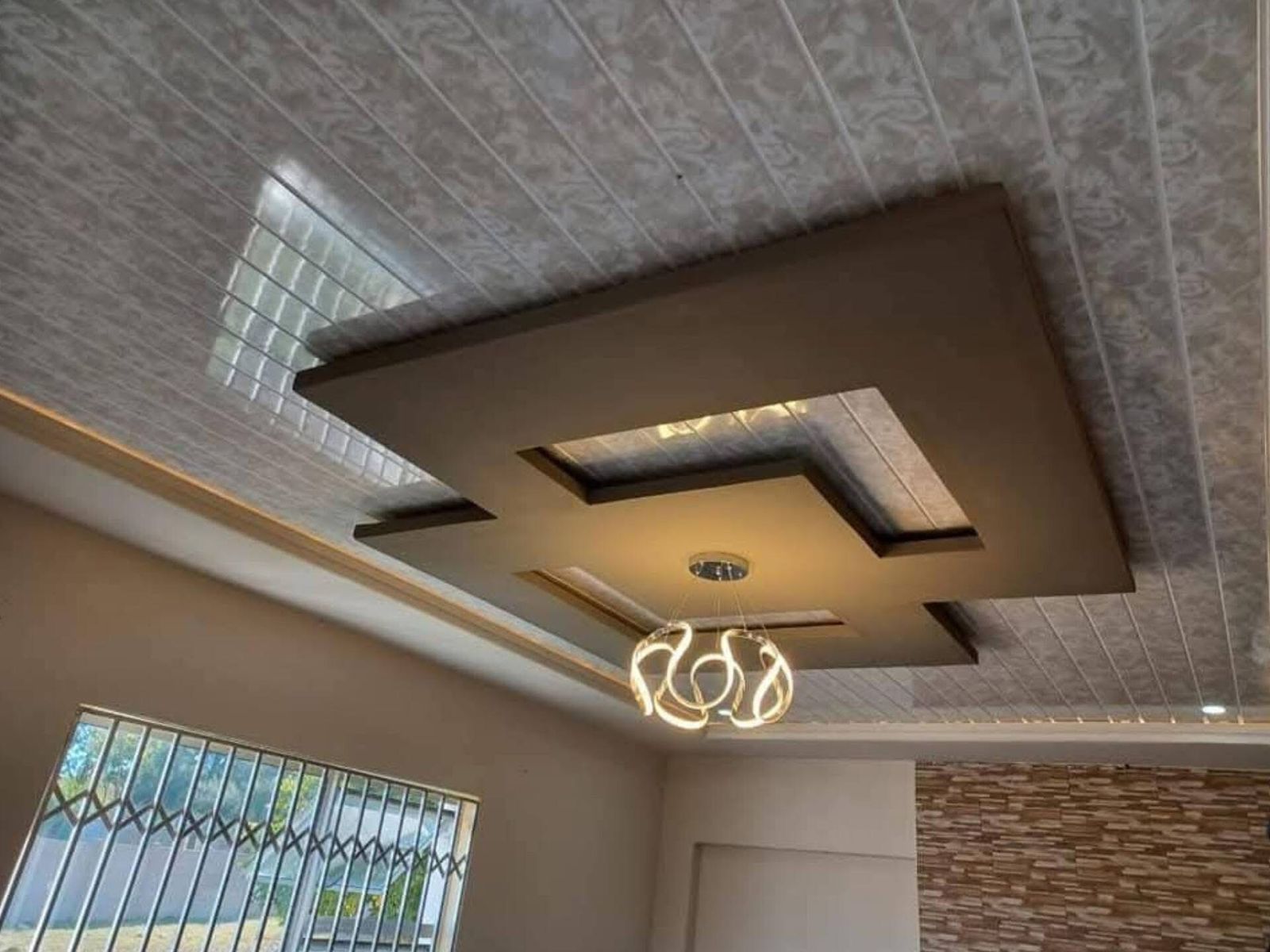 Roof insulation