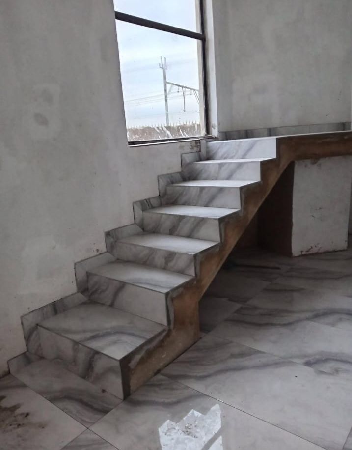 Porcelain tile installation